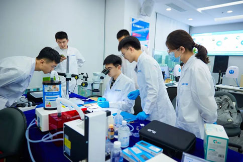 瑞沃德联合吉训明教授团队成员，成功举办脑缺血动物模型培训班