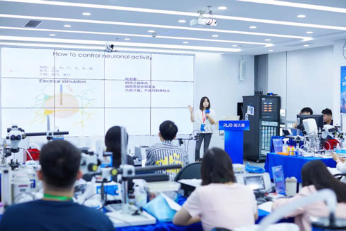 瑞沃德10月光遗传与光纤记录技术培训班圆满收官！